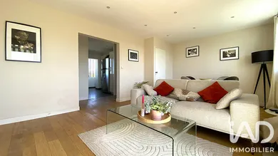 Apartment in Bordeaux (33200)