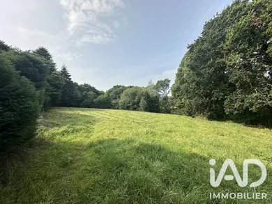 Maison de campagne à Plounévez-Moëdec (22810)