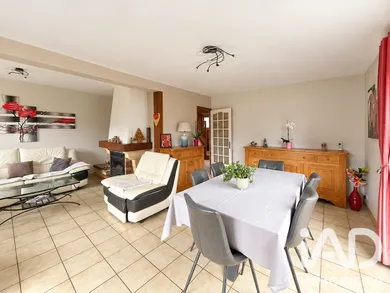 Maison traditionnelle à Saint-Christophe-sur-Guiers (38380)