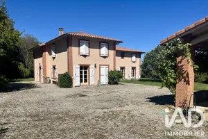 Mansion in Grazac (31190)