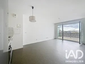 Apartment in Bobigny (93000)