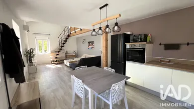 Maison traditionnelle à Saint-Étienne-de-Fontbellon (07200)