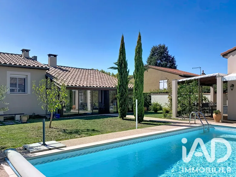 Maison 4 pièces 122 m² · à Grenade · 122,5 m² · 359 000 €