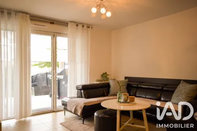 Apartment in Crozet (01170)