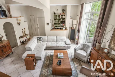 Triplex à Ville-d'Avray (92410)