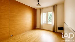 Apartment in Courbevoie (92400)