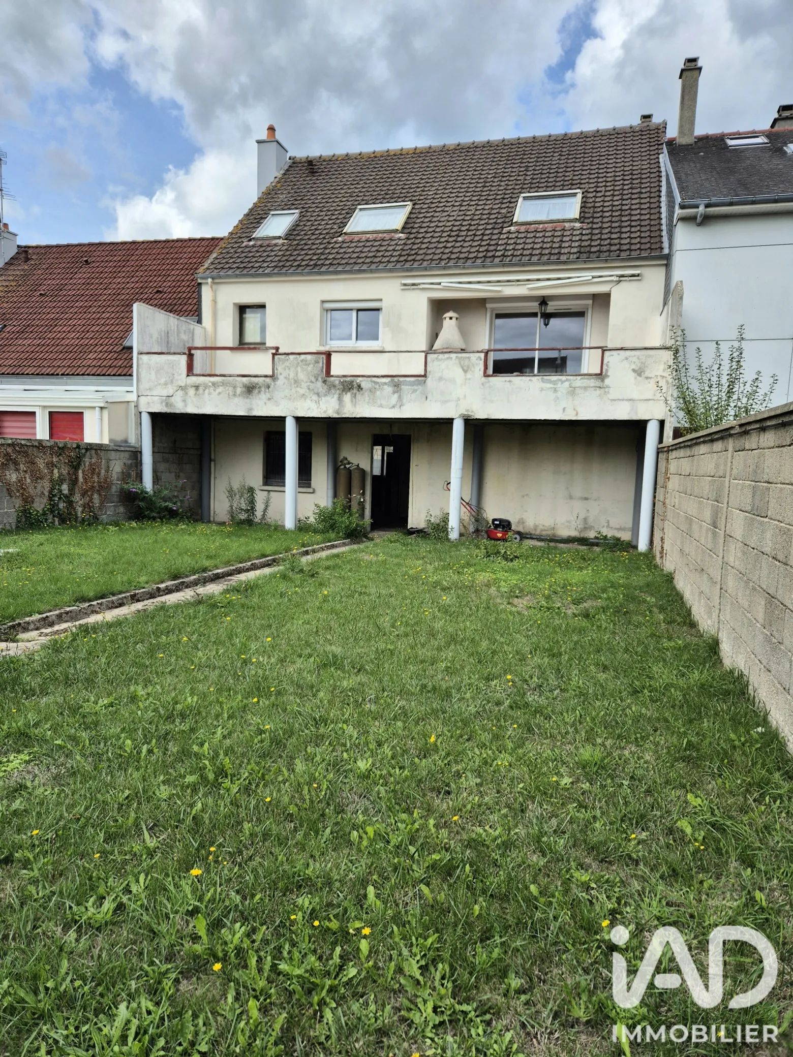 Vente maison à Cherbourg-en-Cotentin (50120) : maison 6 pièces 130 m² - 2106542 — 2