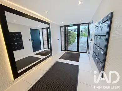 Apartment in Vaucresson (92420)