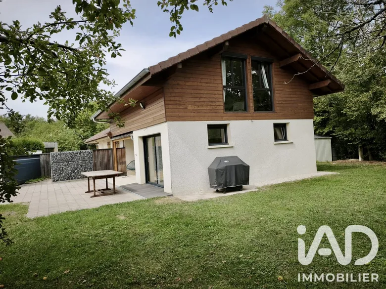Maison 3 pièces 69 m² · à Mésigny · 68,7 m² · 415 000 €