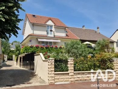 Maison de ville à Chatou (78400)