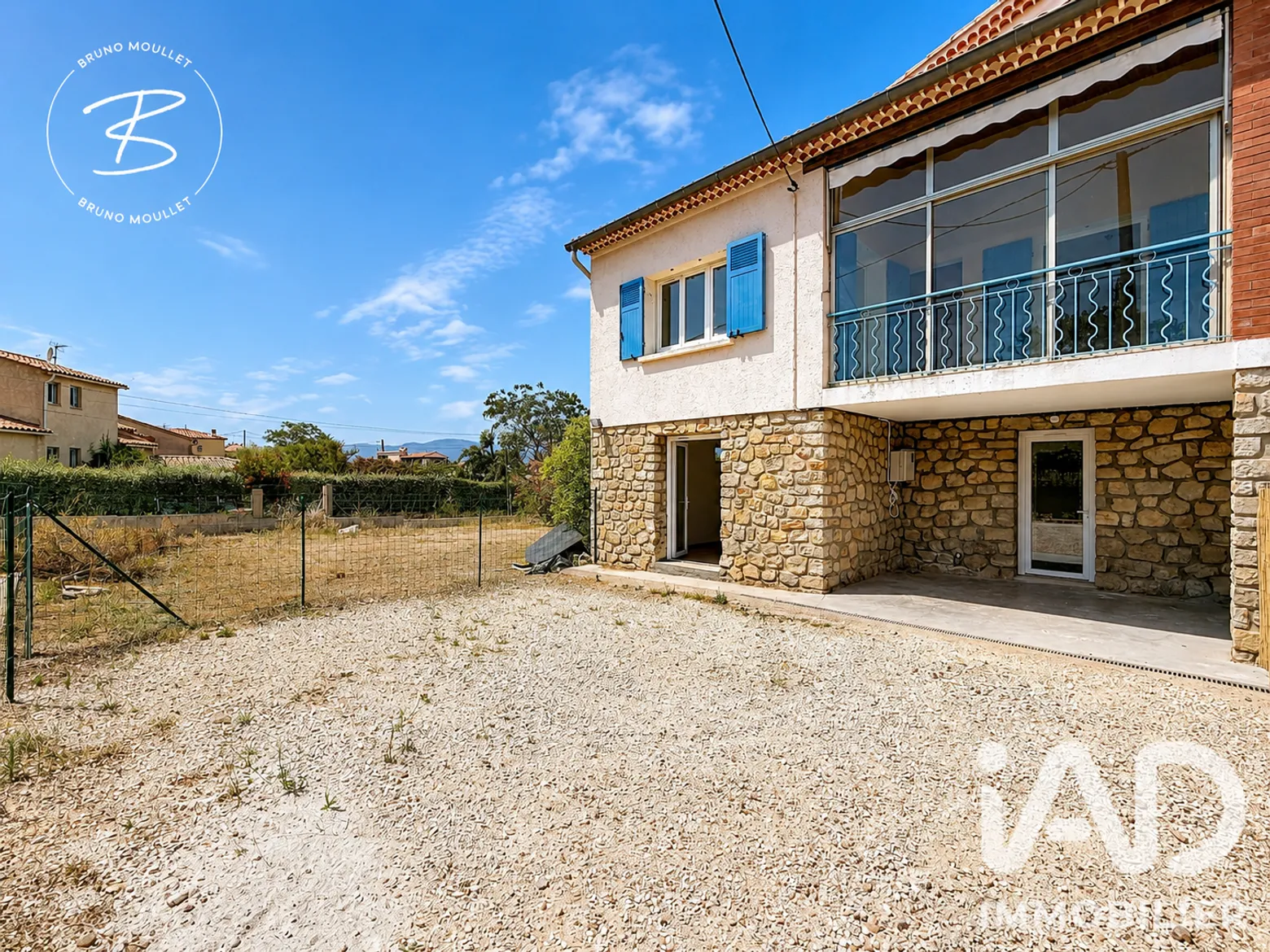 Vente appartement à Pierrefeu-du-Var (83390) : appartement 3 pièces 74 m² - 2109878 — 2