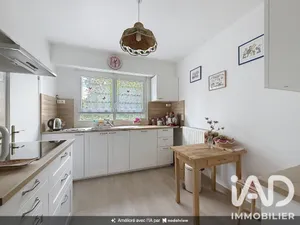 Apartment in Yerres (91330)