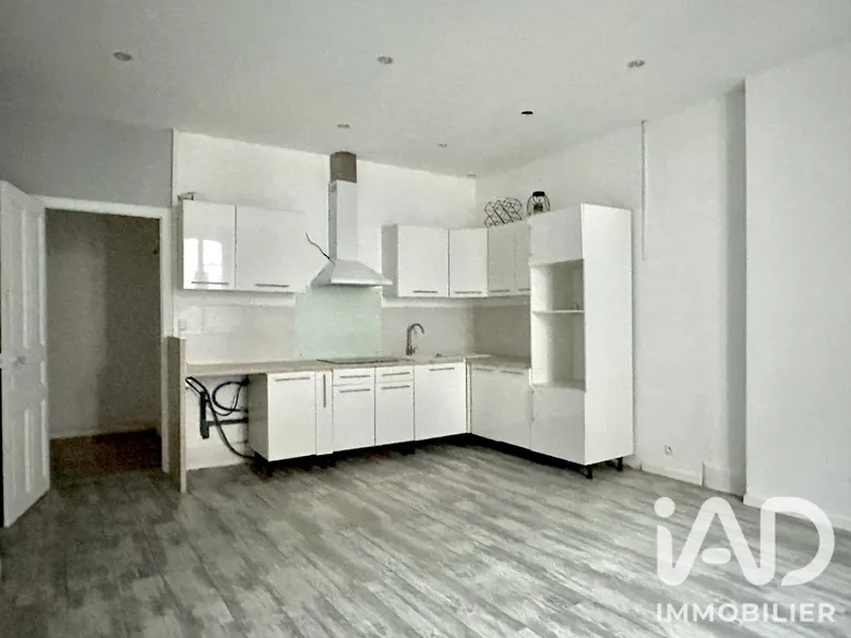 Appartement 2 pièces 65 m² · à Bourg-Saint-Andéol · 65 m² · 78 000 €