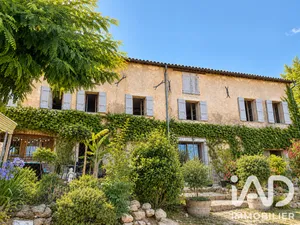 Bastide à Montauroux (83440)