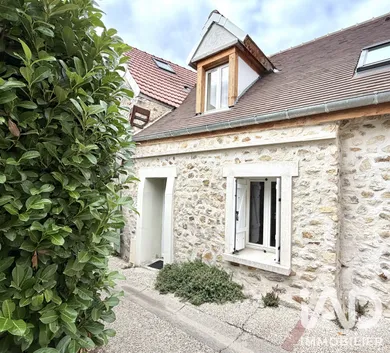 Maison de village à Pontarmé (60520)
