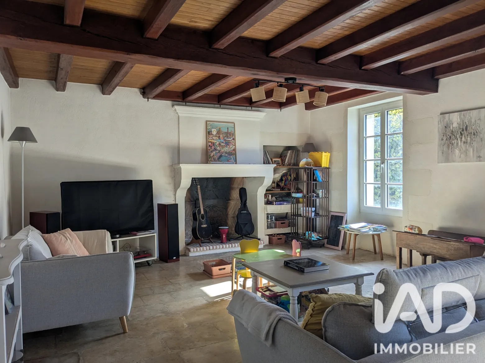 Vente maison à La Crèche (79260) : maison de village 5 pièces 170 m² - 2109685 — 2