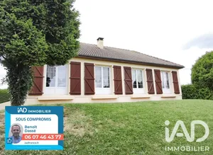 Pavillon à Le Ham (53250)