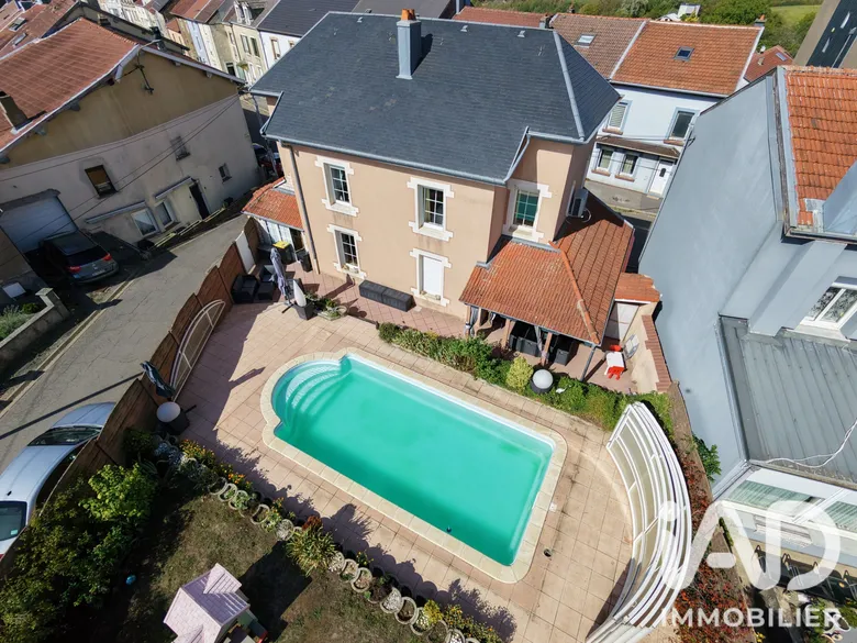 Maison 6 pièces 178 m² · à Hussigny-Godbrange · 178 m² · 417 000 €