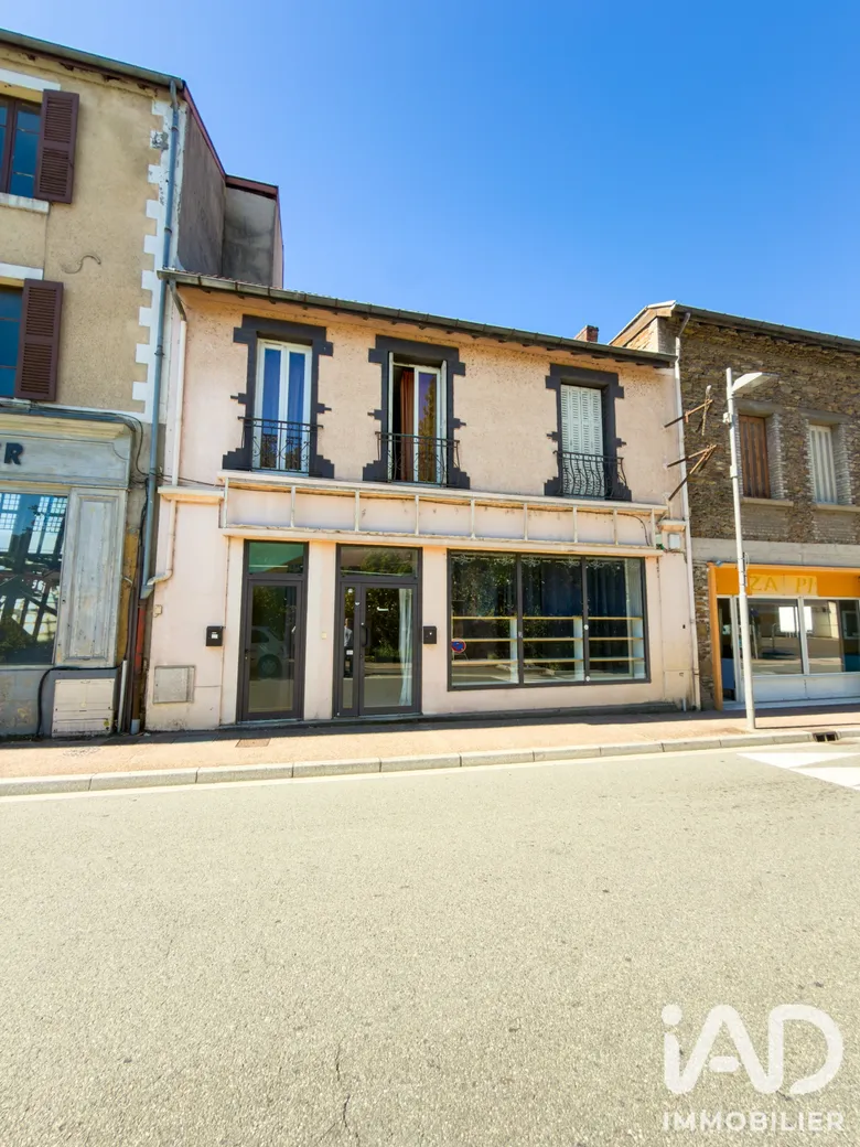 Appartement 2 pièces 80 m² · à Decazeville · 80 m² · 68 000 €