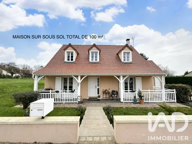 Maison traditionnelle à Presles-en-Brie (77220)