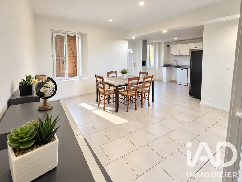 Maison 2 pièces 60 m² · à Tremblay-en-France · 60 m² · 220 000 €