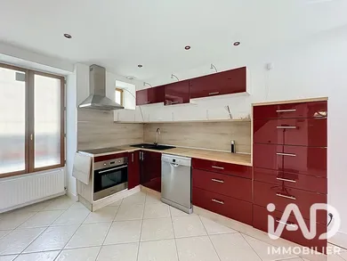 Townhouse in Servon (77170)