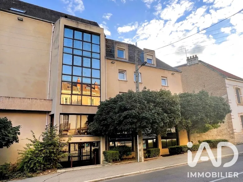 Murs commerciaux à Dijon (21000) · 303 m² · 729 400 €