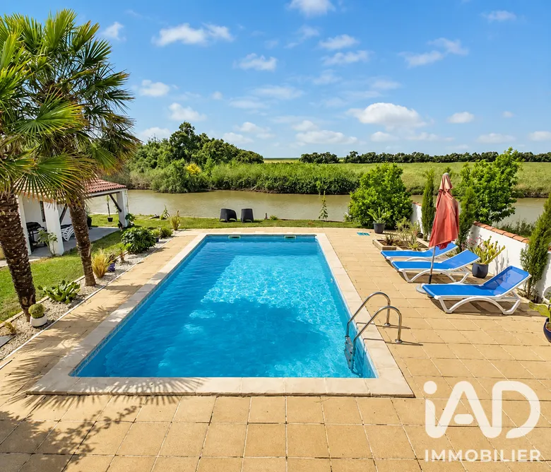 Maison 5 pièces 125 m² · à Esnandes · 125 m² · 389 000 €