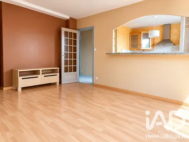 Appartement à Saint-Étienne (42000)