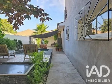 Maison d'architecte à ROUGIERS (83170)