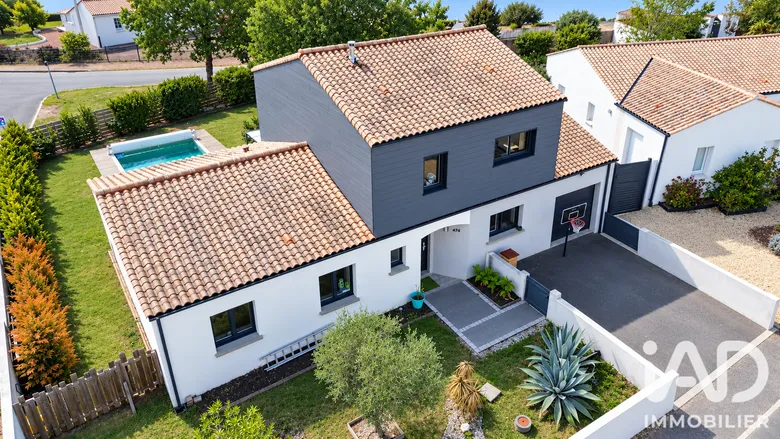 Maison 6 pièces 144 m² · à Talmont-Saint-Hilaire · 144,3 m² · 565 000 €