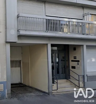Parking à Paris (75014)