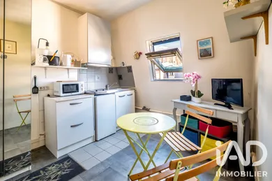 Studio à Paris (75116)