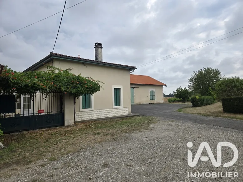 Maison 5 pièces 160 m² · à Reignac · 160 m² · 300 000 €
