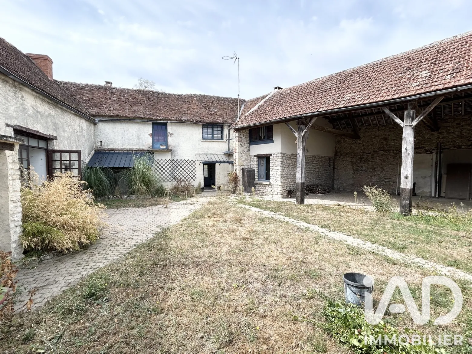 Vente maison à Beaune-la-Rolande (45340) : longère 5 pièces 150 m² - 2107320 — 3
