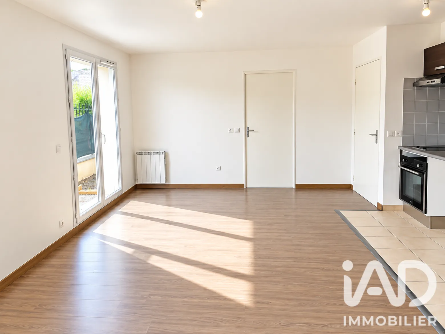 Vente appartement à Chevry-Cossigny (77173) : appartement 2 pièces 45 m² - 2107763 — 2
