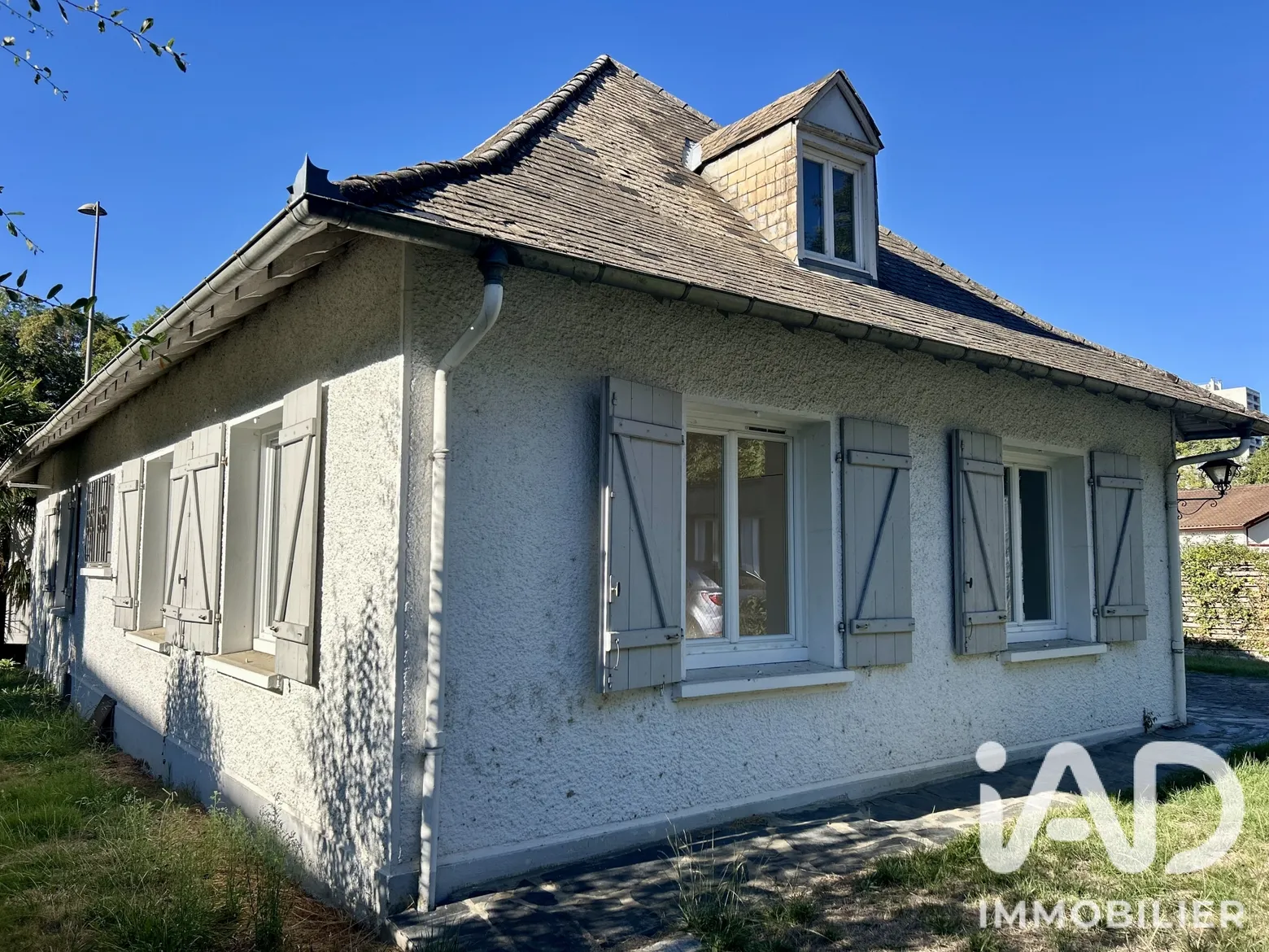 Vente maison à Billère (64140) : maison traditionnelle 6 pièces 125 m² - 2109045 — 2