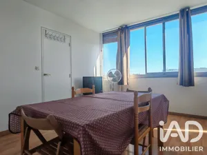 Apartment in Paris (75013)