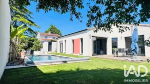 Maison d'architecte à Pont-Saint-Martin (44860)
