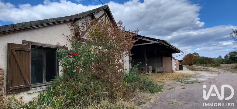 Maison 6 pièces 173 m² · à Charny Orée de Puisaye · 173 m² · 467 000 €
