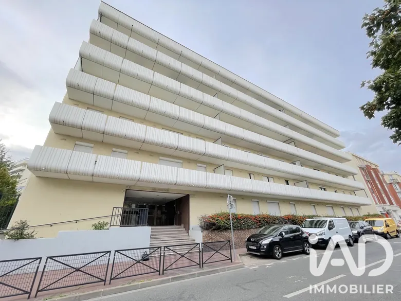 Appartement 4 pièces 98 m² · à La Courneuve · 98 m² · 209 900 €