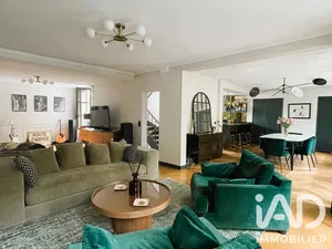 Duplex à Versailles (78000)