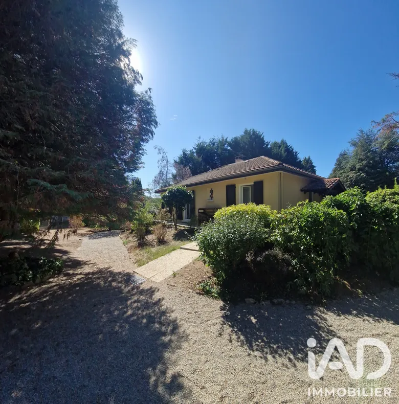 Maison 6 pièces 129 m² · à Saint-Gence · 129 m² · 275 000 €