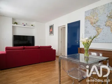 Apartment in Issy-les-Moulineaux (92130)