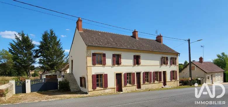Maison 7 pièces 214 m² · à Thaumiers · 214 m² · 129 000 €
