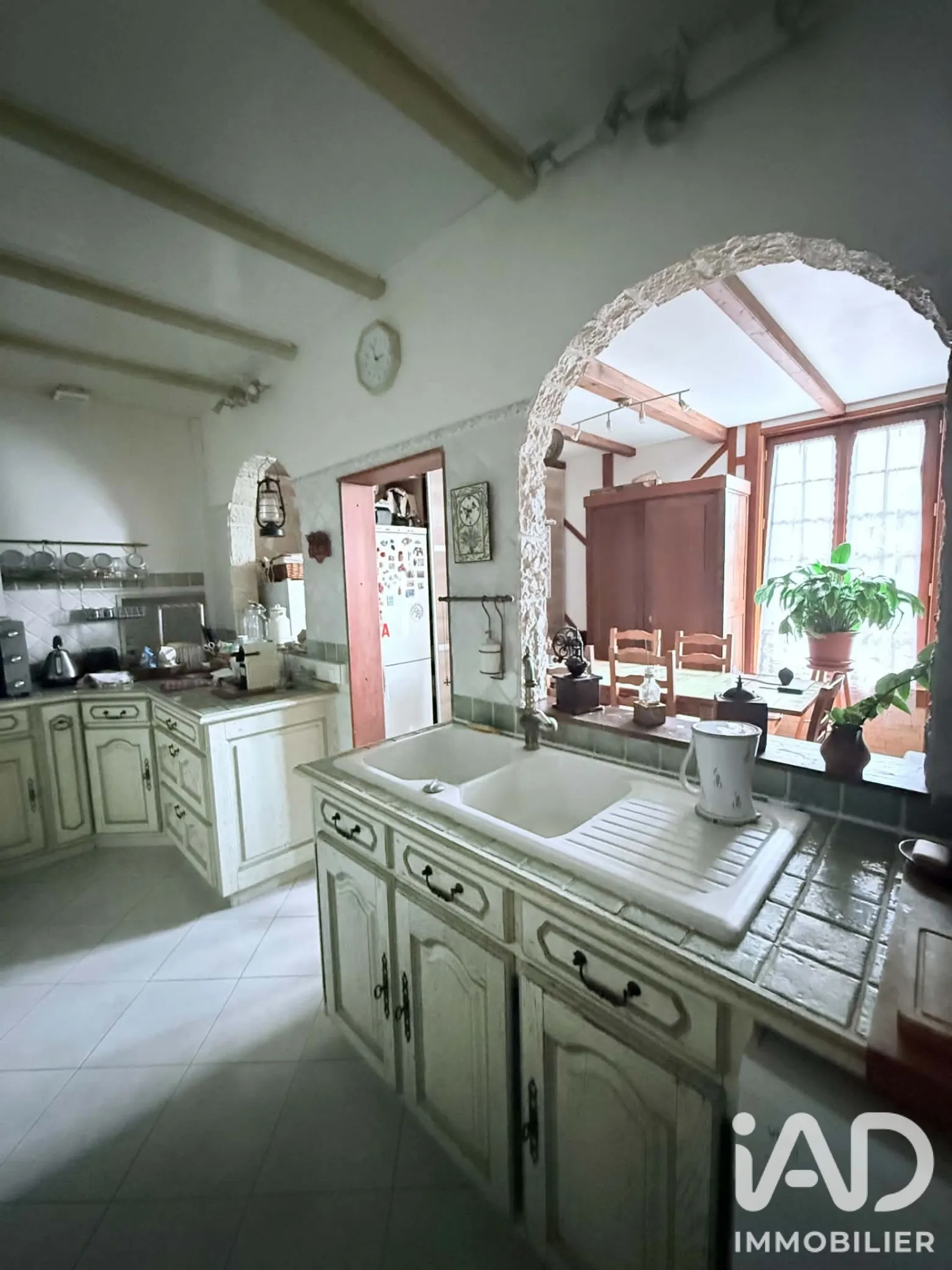 Vente maison à Crépy-en-Valois (60800) : maison de ville 6 pièces 132 m² - 2102130 — 2