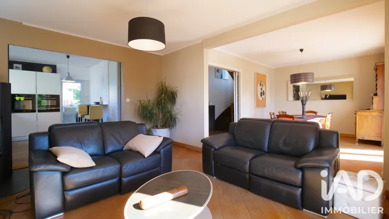 Maison 6 pièces 178 m² · à Ploeren · 178 m² · 477 000 €