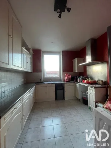Apartment in Reims (51100)