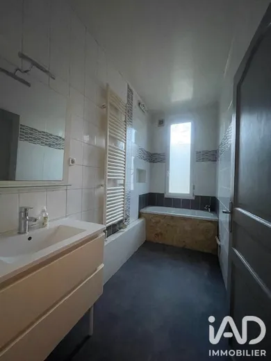 Apartment in Reims (51100)