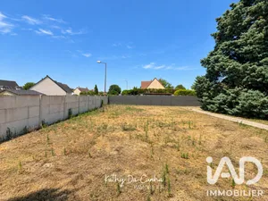 Building plot in Freneuse (78840)